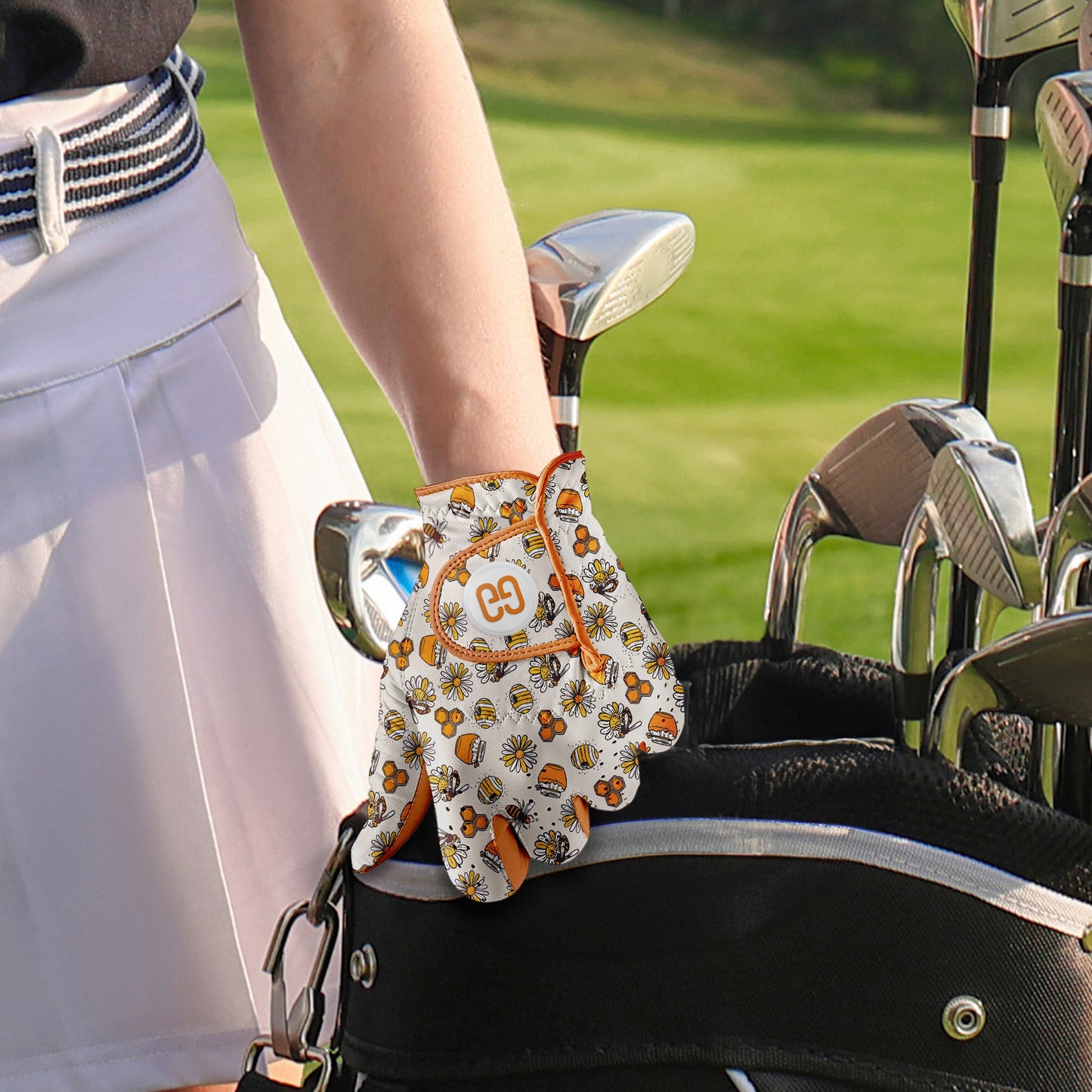 Honey Daisy Golf Glove