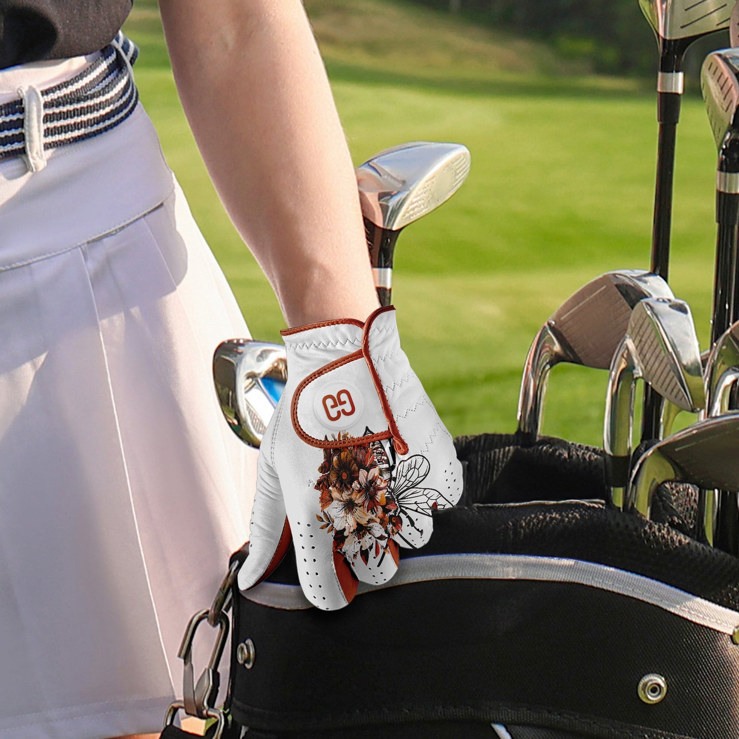 Floral Bee Golf Glove