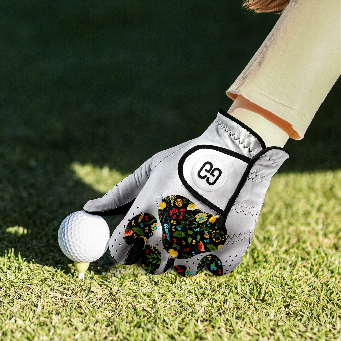 Wild Garden Paw Golf Glove