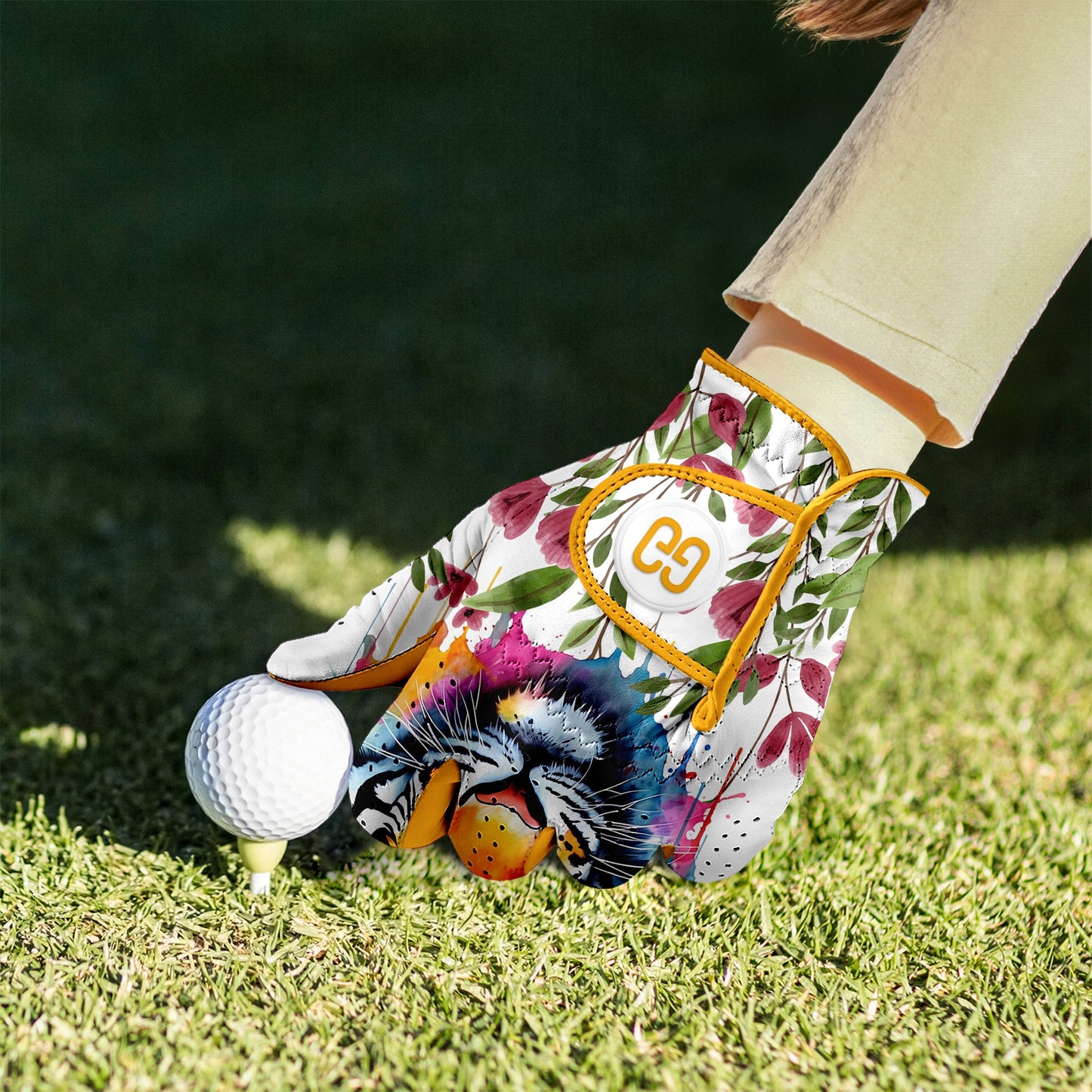 Wild Tiger Bloom Golf Glove