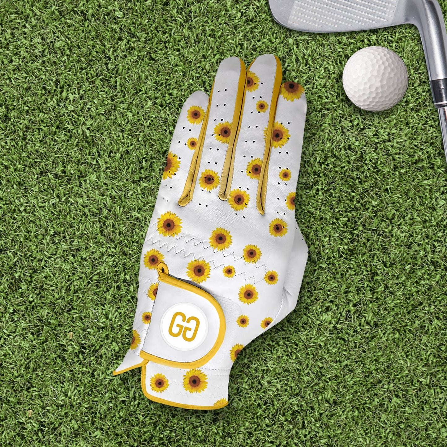 Sunburst Daisy Golf Glove